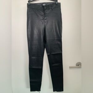 Zara Black Skinny Jeans (Faux Leather) with Sleek Finish